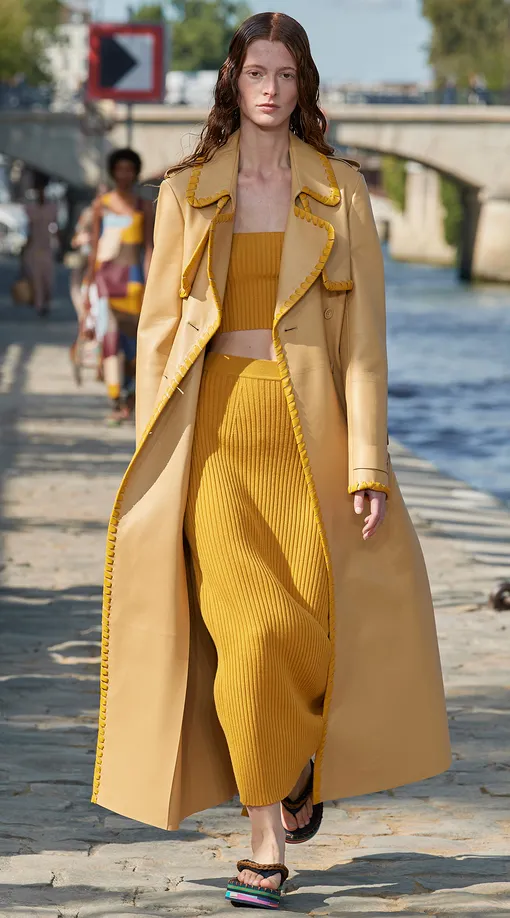 Chloé весна-лето 2022