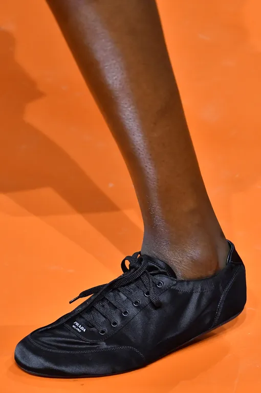 Prada весна-лето 2026