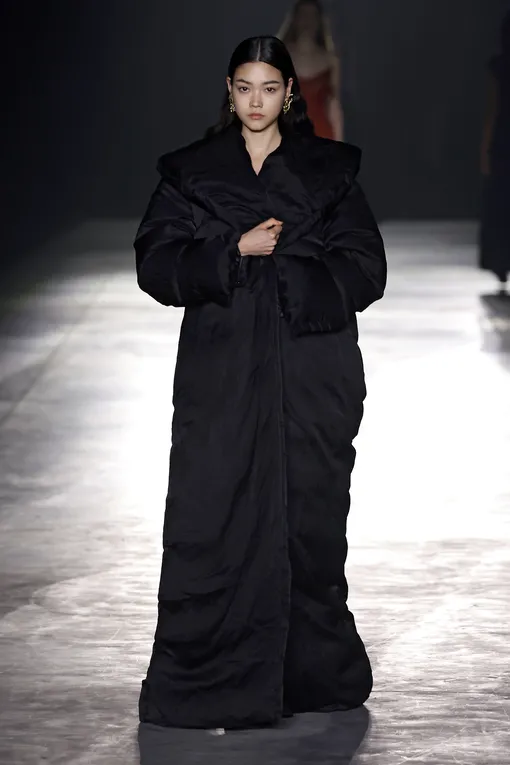 Jason Wu осень-зима 2024/25 Jason Wu осень-зима 2024/25