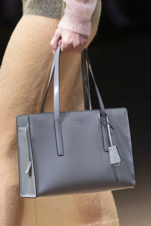 Prada весна-лето 2023 Prada весна-лето 2023