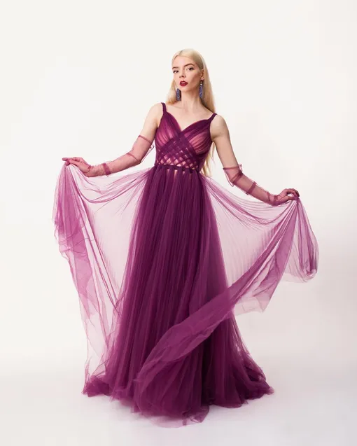 Аня Тейлор-Джой в Dior Haute Couture Аня Тейлор-Джой в Dior Haute Couture