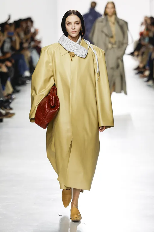 Bottega Veneta весна-лето 2026