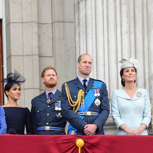Герцоги Кембриджские и Сассекские на торжественном параде по случаю 100-летия Королевских ВВС