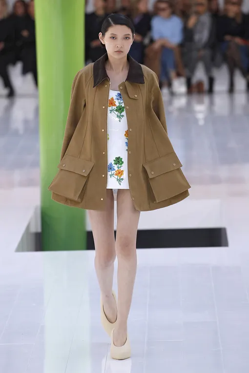 Loewe весна-лето 2023 Loewe весна-лето 2023