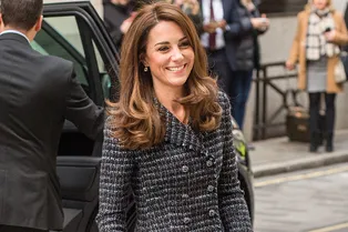 Кейт Миддлтон доказывает, что твидовый костюм — это вневременная классика