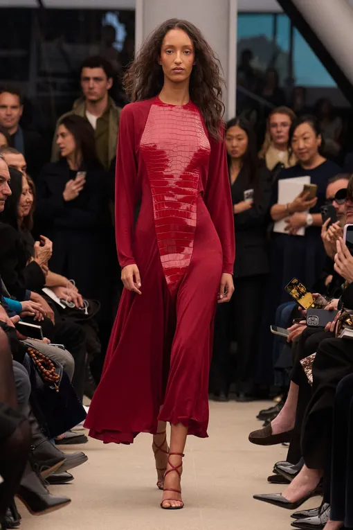 Alaïa осень-зима 2026/27 Alaïa осень-зима 2026/27