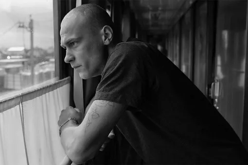 Кадр из фильма Юхо Куосманена «Купе номер 6» (2021) Кадр из фильма Юхо Куосманена «Купе номер 6» (2021)