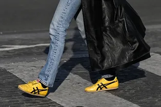 На замену adidas Gazelle: какие кроссовки покупать в новом сезоне На замену adidas Gazelle: какие кроссовки покупать в новом сезоне