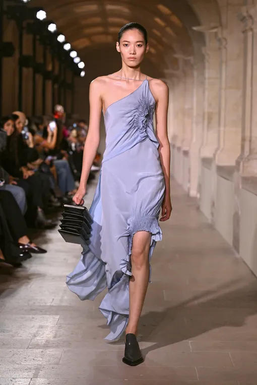 Victoria Beckham весна-лето 2026