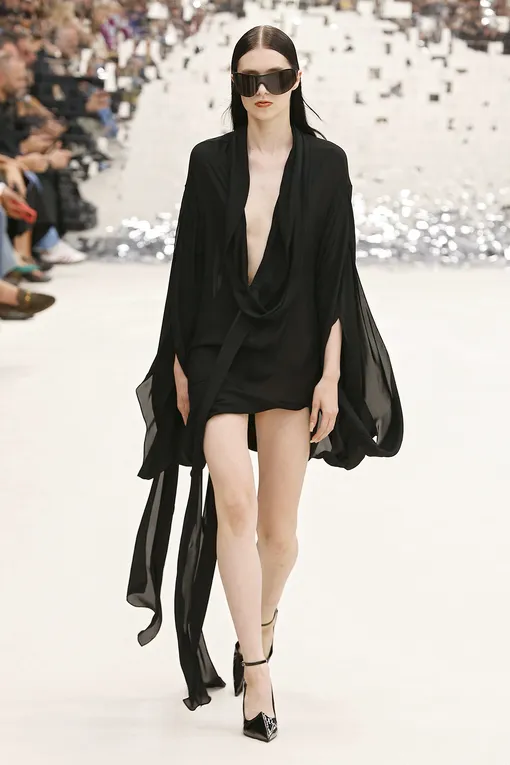 Acne Studios весна-лето 2024 Acne Studios весна-лето 2024