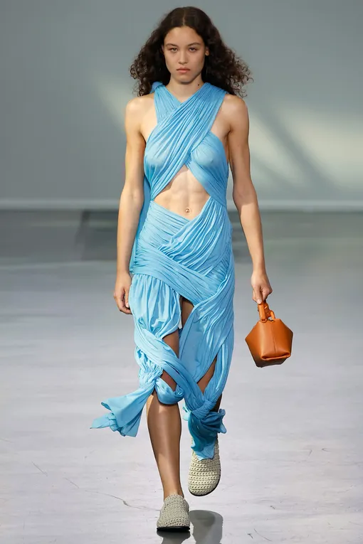 JW ANDERSON весна-лето 2024 JW ANDERSON весна-лето 2024