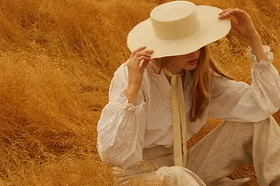 Соломенные канотье, хлопковые фуражки и панамы Ruslan Baginskiy для жаркого лета