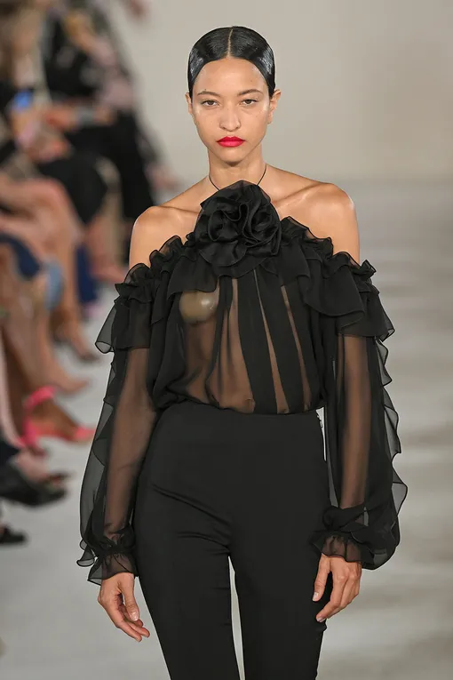 Carolina Herrera весна-лето 2023 Carolina Herrera весна-лето 2023