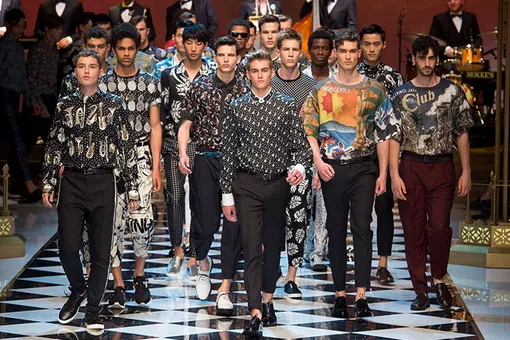 На подиум Dolce & Gabbana вышли «звездные» детки