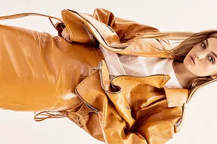 Платья с вишнями и лакированные косухи: 18 летних образов в лукбуке Alexander Terekhov