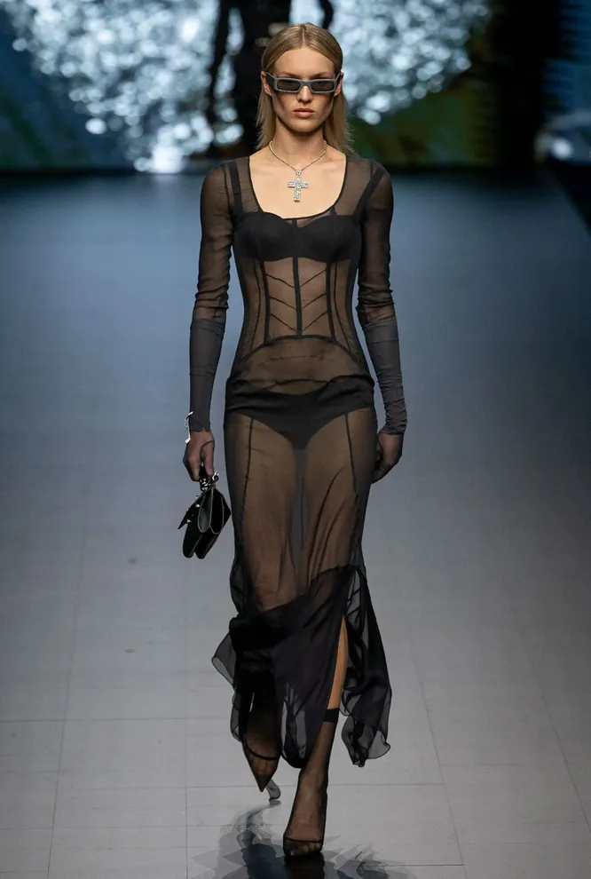 DOLCE & GABBANA весна-лето 2023