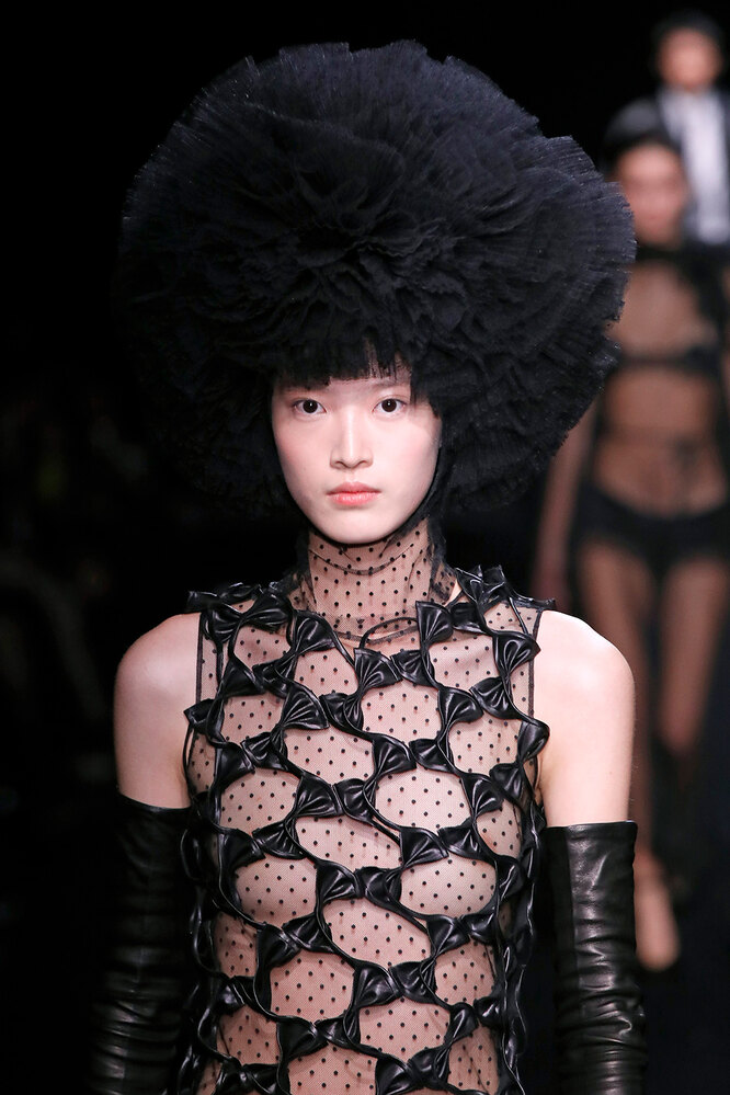 Valentino Haute Couture весна-лето 2023