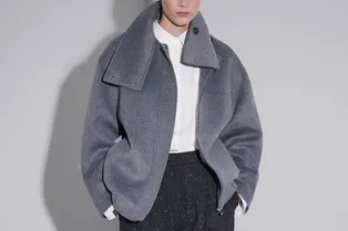 Пуховик подождет: сейчас время для шерстяного бомбера Пуховик подождет: сейчас время для шерстяного бомбера