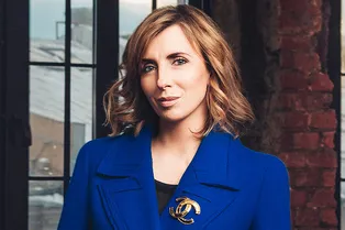 Светлана Бондарчук рассказывает и показывает, как носить винтаж Светлана Бондарчук рассказывает и показывает, как носить винтаж