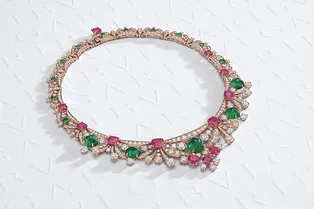 Посмотрите на новую по-восточному роскошную коллекцию Bulgari, посвященную шпинели