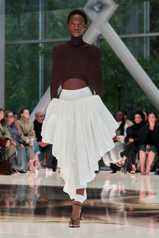 Alaïa весна-лето 2026 Alaïa весна-лето 2026