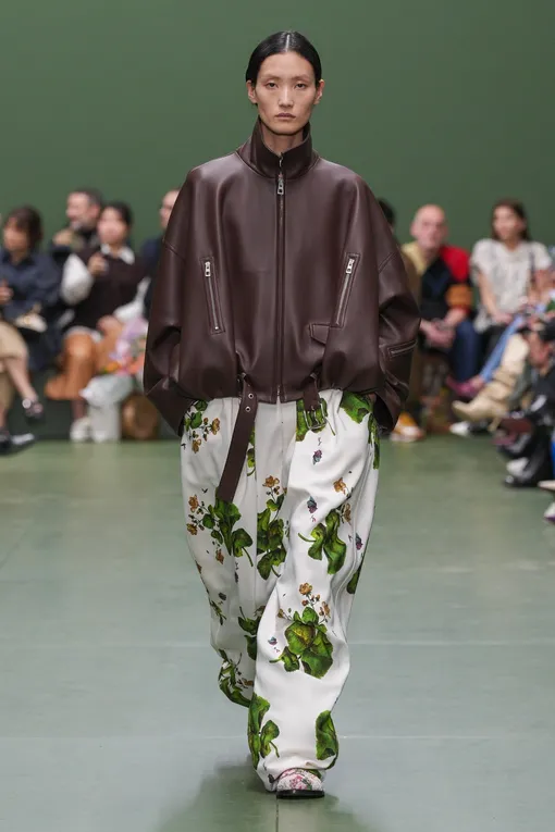 Loewe осень-зима 2024/25 Loewe осень-зима 2024/25