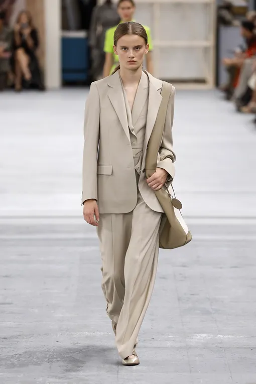 Tod's весна-лето 2024 Tod's весна-лето 2024