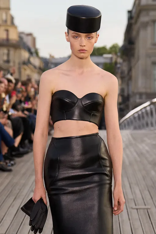 Alaïa весна-лето 2024 Alaïa весна-лето 2024