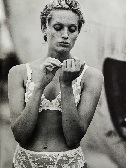 ПИТЕР ЛИНДБЕРГ ДЛЯ HARPER’S BAZAAR USA, ИЮНЬ 1993