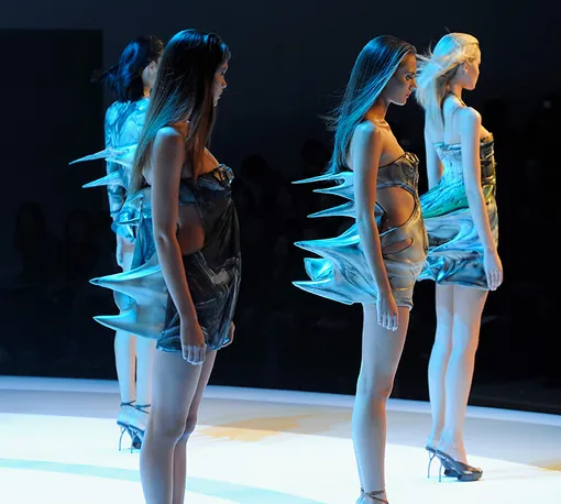 Hussein Chalayan, весна-лето – 2009