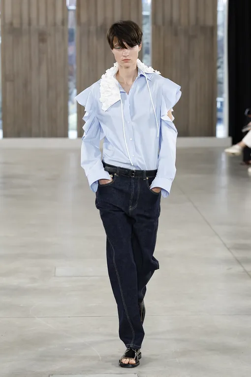 Moschino весна-лето 2026 Moschino весна-лето 2026