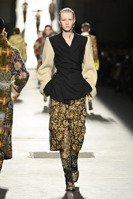 Dries Van Noten осень-зима 2026/27 Dries Van Noten осень-зима 2026/27