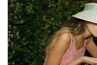 Кеды из ананаса, купальник из бутылок, рюкзак из пробки — собираем экологичный летний гардероб