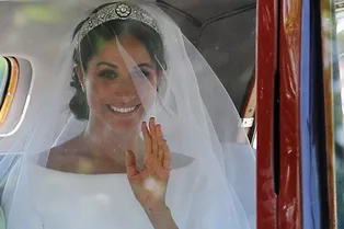 Невеста года: Меган Маркл в свадебном платье Givenchy Невеста года: Меган Маркл в свадебном платье Givenchy