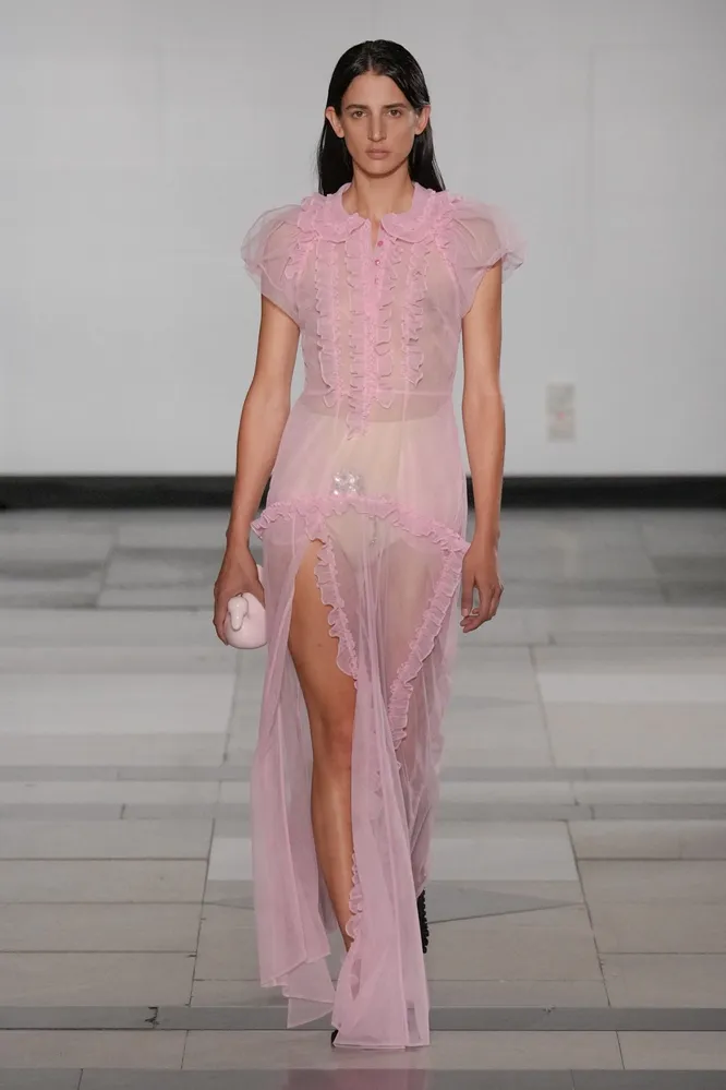 Simone Rocha весна-лето 2025 Simone Rocha весна-лето 2025