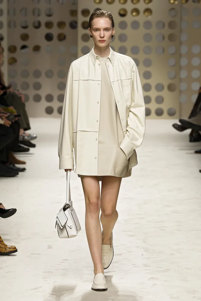 Tod's весна-лето 2026