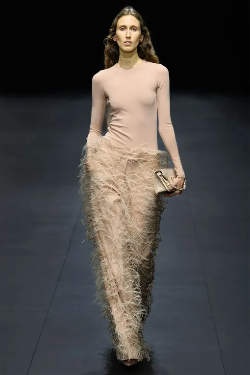 Valentino весна-лето 2023 Valentino весна-лето 2023