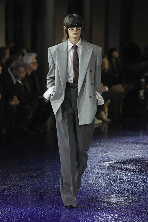 Saint Laurent весна-лето 2025
