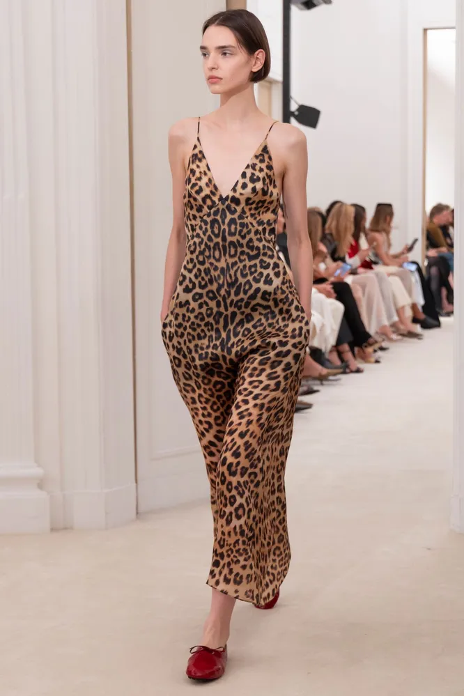 Alberta Ferretti весна-лето 2026 Alberta Ferretti весна-лето 2026
