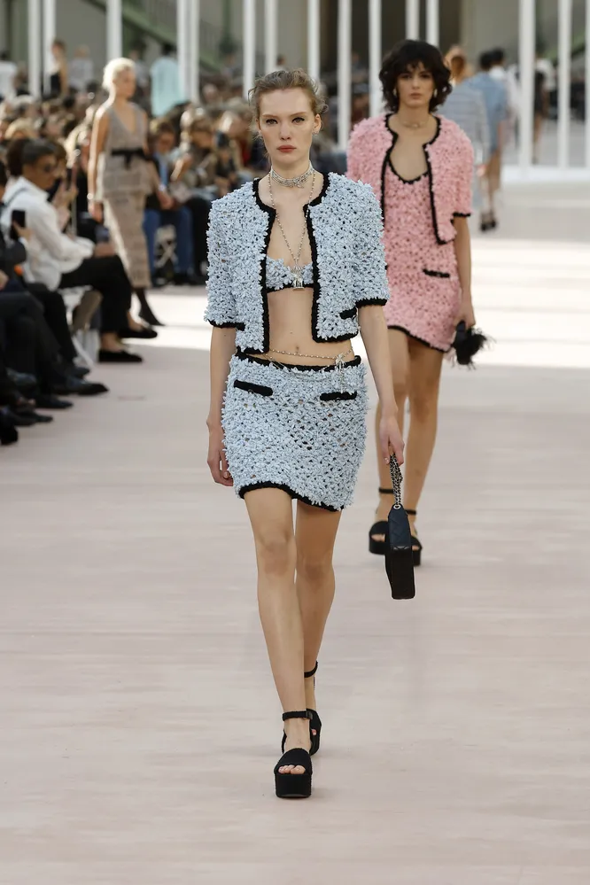 Chanel весна-лето 2025