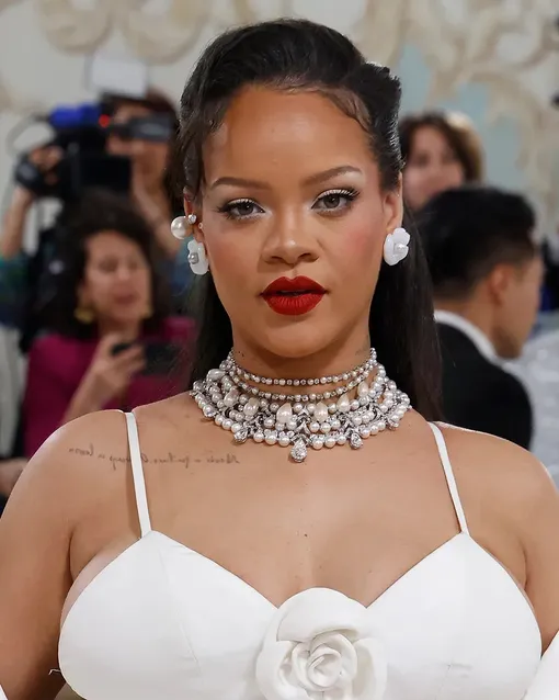 Рианна на Met Gala Рианна на Met Gala