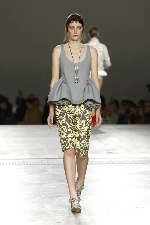 Dries Van Noten весна-лето 2026 Dries Van Noten весна-лето 2026