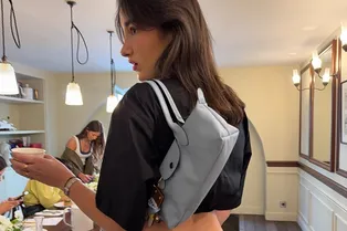 Как выглядит самая желанная сумка лета: версия бренда Longchamp Как выглядит самая желанная сумка лета: версия бренда Longchamp