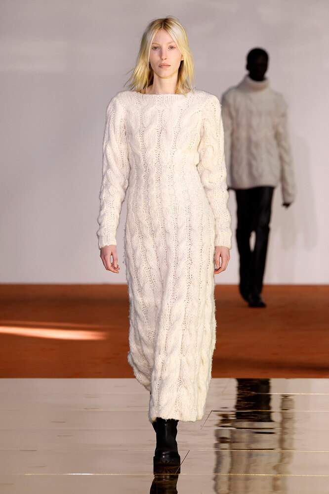 GABRIELA HEARST осень-зима 2023/24