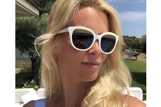 47-летняя Клаудия Шиффер демонстрирует идеальное тело в леопардовом бикини