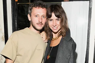 Даша Веледеева и Наталья Гольденберг на ужине Walk Of Shame в Париже