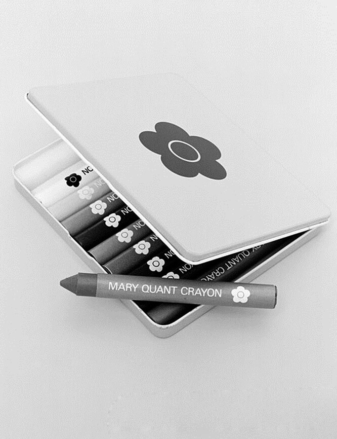 Коробка карандашей для глаз Mary Quant, 1965 год Коробка карандашей для глаз Mary Quant, 1965 год