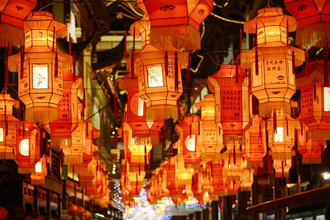 Лучшие места для празднования китайского Нового года в Шанхае и Гонконге
