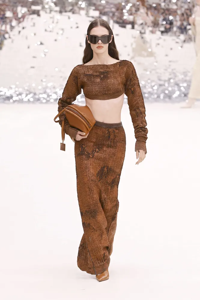 Acne Studios весна-лето 2024 Acne Studios весна-лето 2024