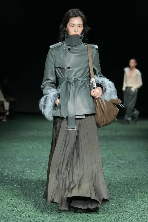 Burberry осень-зима 2024/2025 Burberry осень-зима 2024/2025